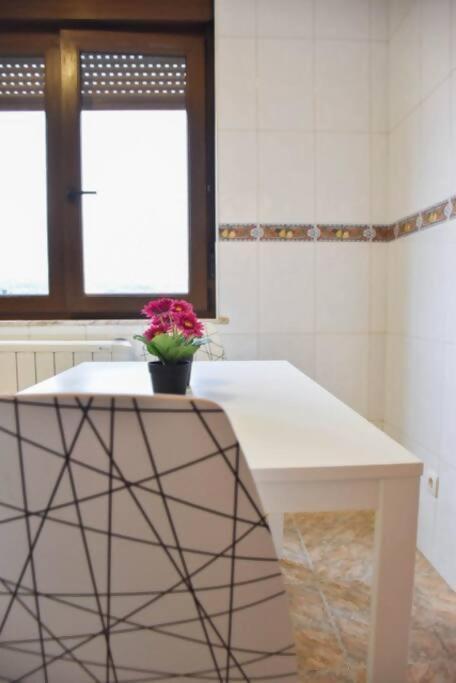 Conide, El Mirador Apartment Овиедо Екстериор снимка